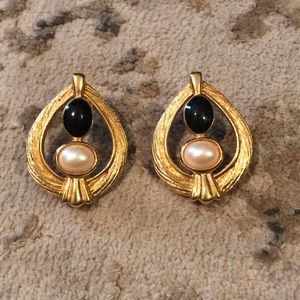 Vintage Avon Costume Jewelry Earrings